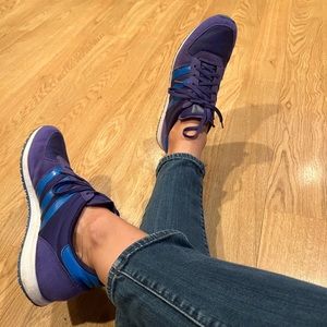 Adidas Sneakers